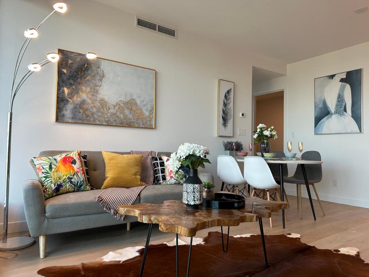 Metro Central Incredible Stylish & Cozy Burnaby Buitenkant foto